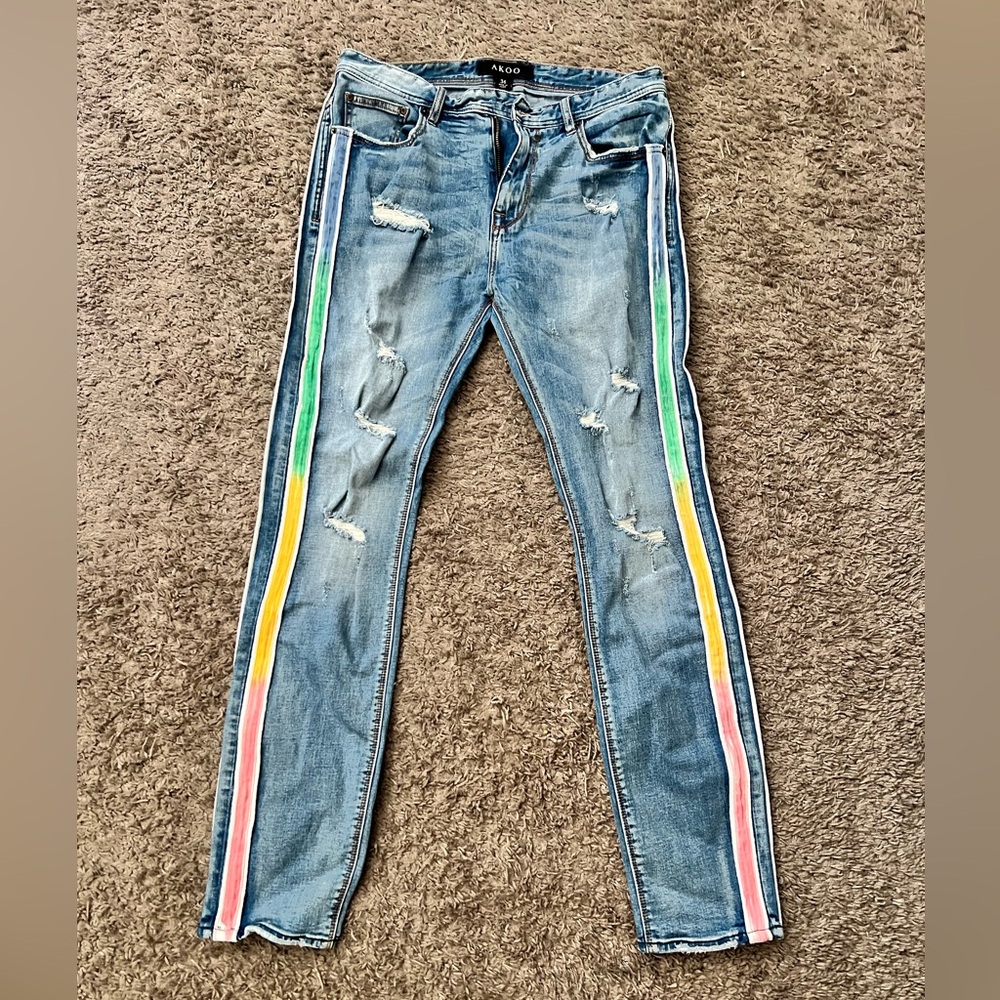 Akoo jeans